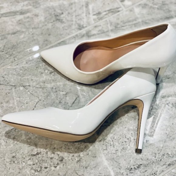 Brand New White Heels – 4.5" of Timeless Chic! - Picture 3 of 5